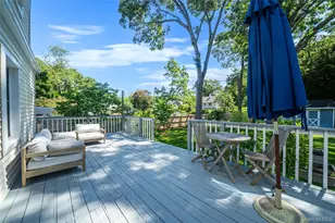 7 Spruce Dr, East Northport, NY 11731 - Photo 8