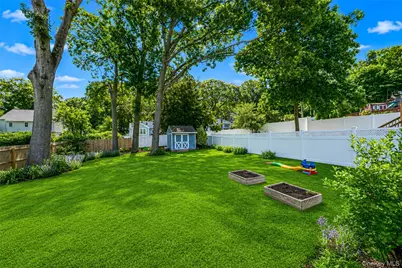 7 Spruce Drive, East Northport, NY 11731 - Photo 6