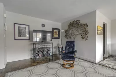 1 Anchorage Lane #2B, Oyster Bay, NY 11771 - Photo 6
