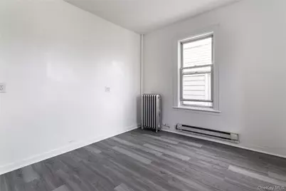 123 W 227th Street, Bronx, NY 10463 - Photo 8