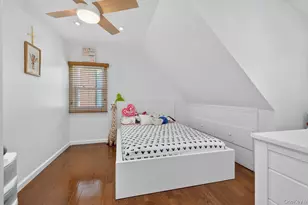 51 Chestnut St, Westbury, NY 11590 - Photo 28