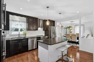 51 Chestnut St, Westbury, NY 11590 - Photo 10