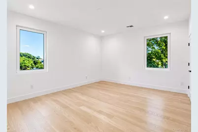 2412 Amherst Street, East Meadow, NY 11554 - Photo 28