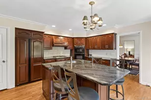 142 Rockaway Ave, Garden City, NY 11530 - Photo 10