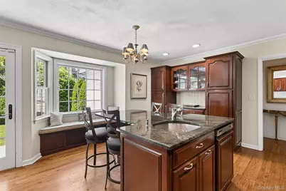 142 Rockaway Avenue, Garden City, NY 11530 - Photo 12