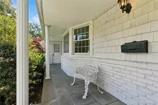 142 Rockaway Ave, Garden City, NY 11530 - Photo 4