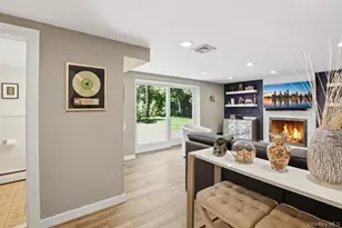 36 Harriet Dr, Syosset, NY 11791 - Photo 10