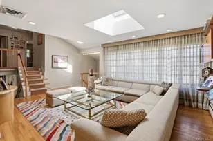 36 Harriet Dr, Syosset, NY 11791 - Photo 4