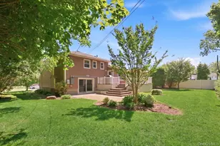 36 Harriet Dr, Syosset, NY 11791 - Photo 22