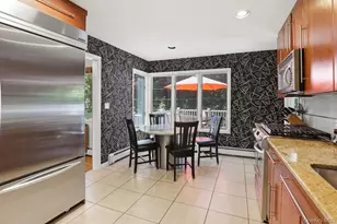 36 Harriet Dr, Syosset, NY 11791 - Photo 6