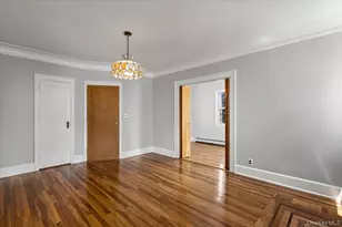 205 Roslyn Rd, Mineola, NY 11501 - Photo 12