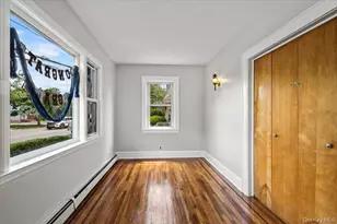 205 Roslyn Rd, Mineola, NY 11501 - Photo 14