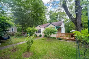 19 Nature Wy, Kiamesha Lake, NY 12751 - Photo 2
