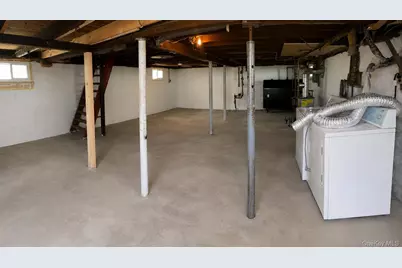 717 6th Street, West Babylon, NY 11704 - Photo 24