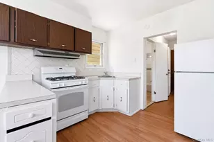 12-25 119th St, College Point, NY 11356 - Photo 4