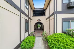 8 Loudon Dr, Fishkill, NY 12524 - Photo 6