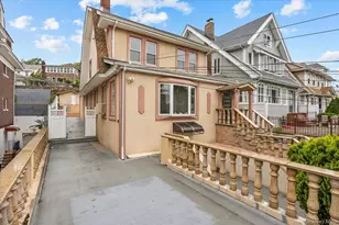 14837 86th Ave, Jamaica, NY 11435 - Photo 4