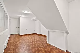 14837 86th Ave, Jamaica, NY 11435 - Photo 34