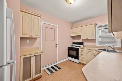 14837 86th Avenue, Jamaica, NY 11435 - Photo 24