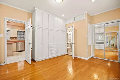 14837 86th Avenue, Jamaica, NY 11435 - Photo 10