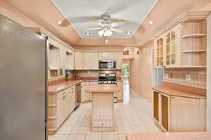 14837 86th Ave, Jamaica, NY 11435 - Photo 16