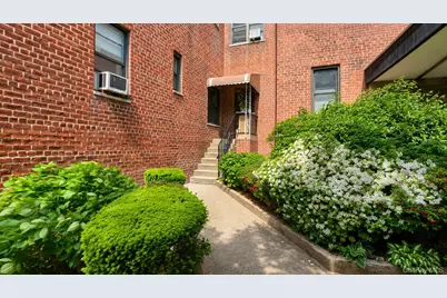 11 Bronx River Road #1M, Yonkers, NY 10704 - Photo 2