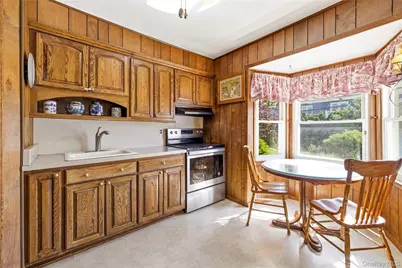 175 Lee Avenue, Hicksville, NY 11801 - Photo 4