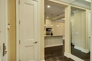 1000 Royal Ct, North Hills, NY 11030 - Photo 6