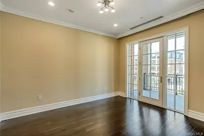 1000 Royal Court #1105, North Hills, NY 11030 - Photo 26