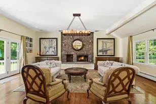 2341 Blue Spruce Dr, Yorktown Heights, NY 10598 - Photo 10