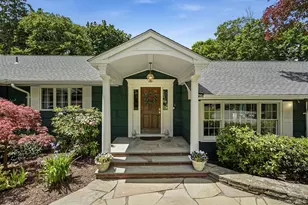 2341 Blue Spruce Dr, Yorktown Heights, NY 10598 - Photo 4