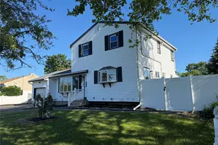 3 Perry St, Brentwood, NY 11717 - Photo 16