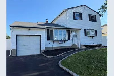 3 Perry Street, Brentwood, NY 11717 - Photo 2