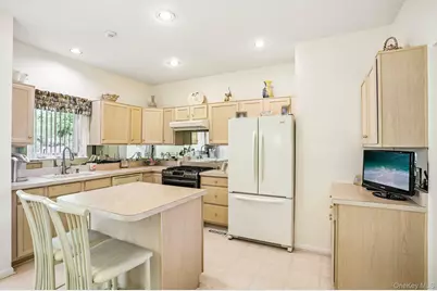 148 Foltim Way, Congers, NY 10920 - Photo 16