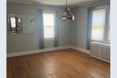 5 York Place, Merrick, NY 11566 - Photo 8