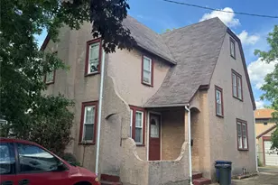 5 York Pl, Merrick, NY 11566 - Photo 2