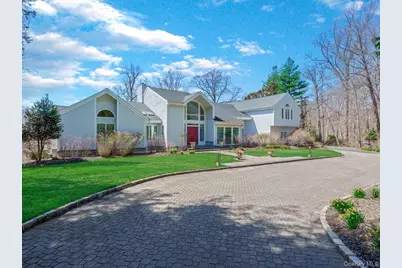 19 Mallard Drive, Lloyd Harbor, NY 11743 - Photo 2