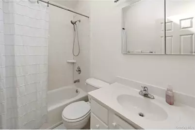 77 N Woods Road, Calverton, NY 11933 - Photo 22