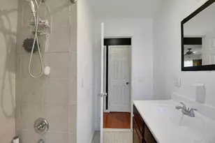 45 Sheraton Dr, Poughkeepsie, NY 12601 - Photo 10