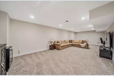 51 Farm Acre Circle, Mount Sinai, NY 11766 - Photo 30