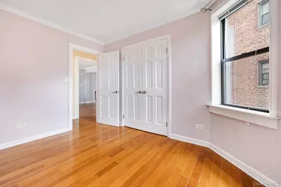 65-35 108 Street #D5, Forest Hills, NY 11375 - Photo 8