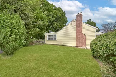 910 Linda Avenue, Thornwood, NY 10594 - Photo 4