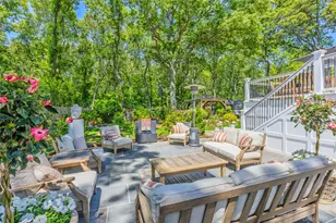 14 Locust Ave, East Setauket, NY 11733 - Photo 8
