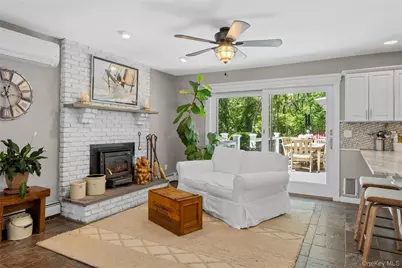 14 Locust Avenue, East Setauket, NY 11733 - Photo 20