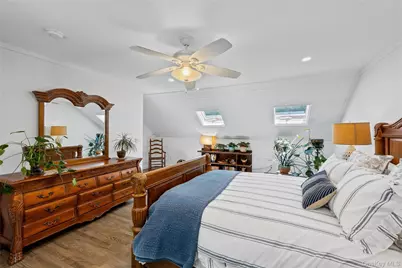 14 Locust Avenue, East Setauket, NY 11733 - Photo 34
