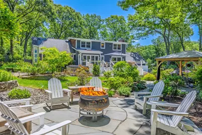 14 Locust Avenue, East Setauket, NY 11733 - Photo 16
