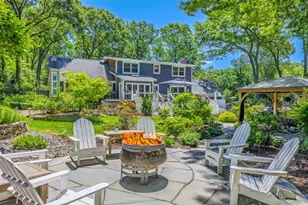 14 Locust Ave, East Setauket, NY 11733 - Photo 16