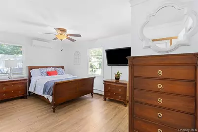 14 Locust Avenue, East Setauket, NY 11733 - Photo 30