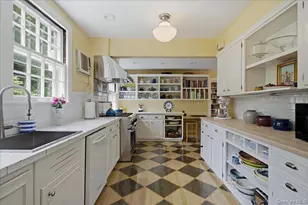 531 Weaver St, Larchmont, NY 10538 - Photo 12