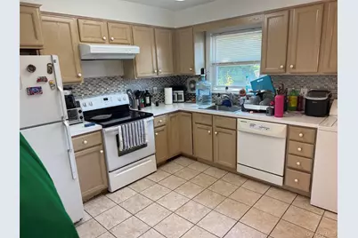 556 Westchester Avenue, Port Chester, NY 10573 - Photo 2